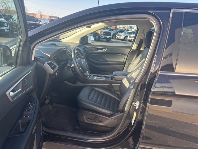 Used 2024 Ford Edge SEL w/ Convenience Package AWD/4WD image 15