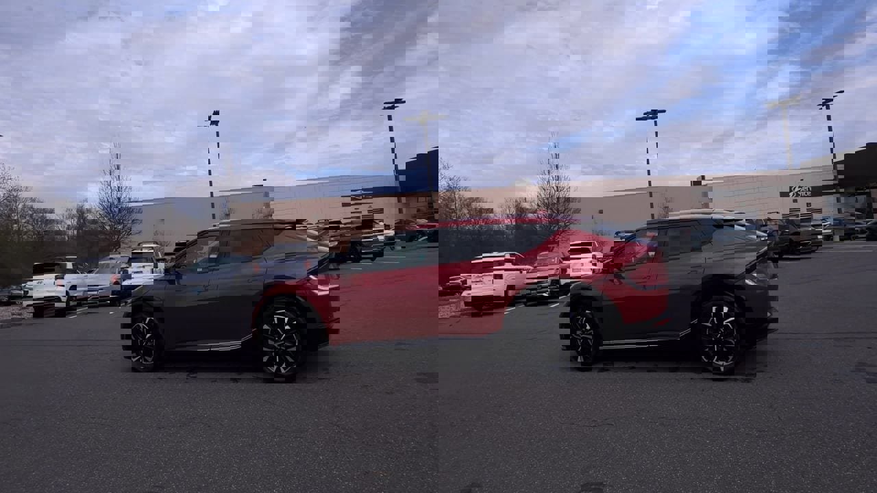 Used 2023 Kia EV6 Wind image 4