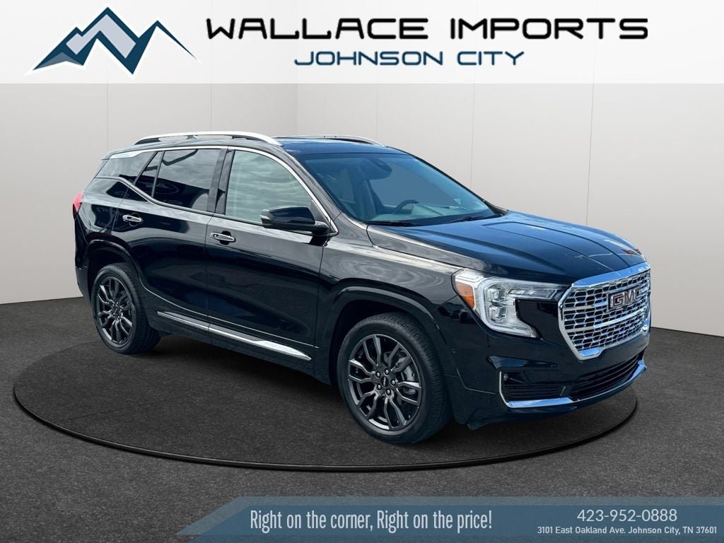 Used 2024 GMC Terrain Denali w/ Black Diamond Edition AWD/4WD image 7