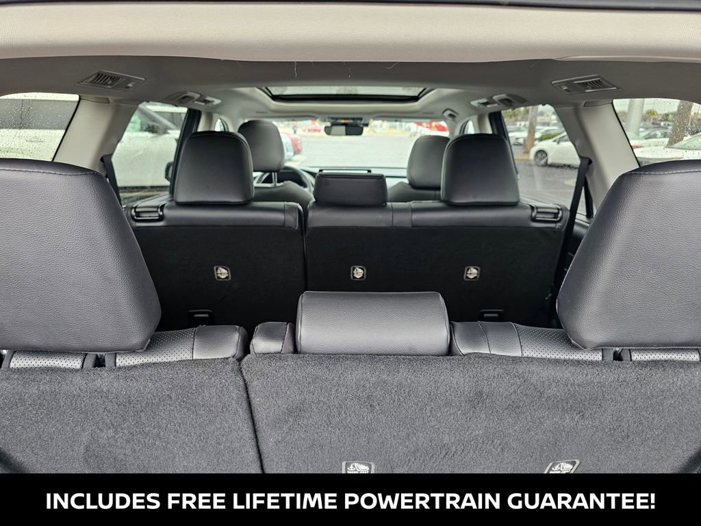 Used 2024 Toyota Grand Highlander Limited image 14