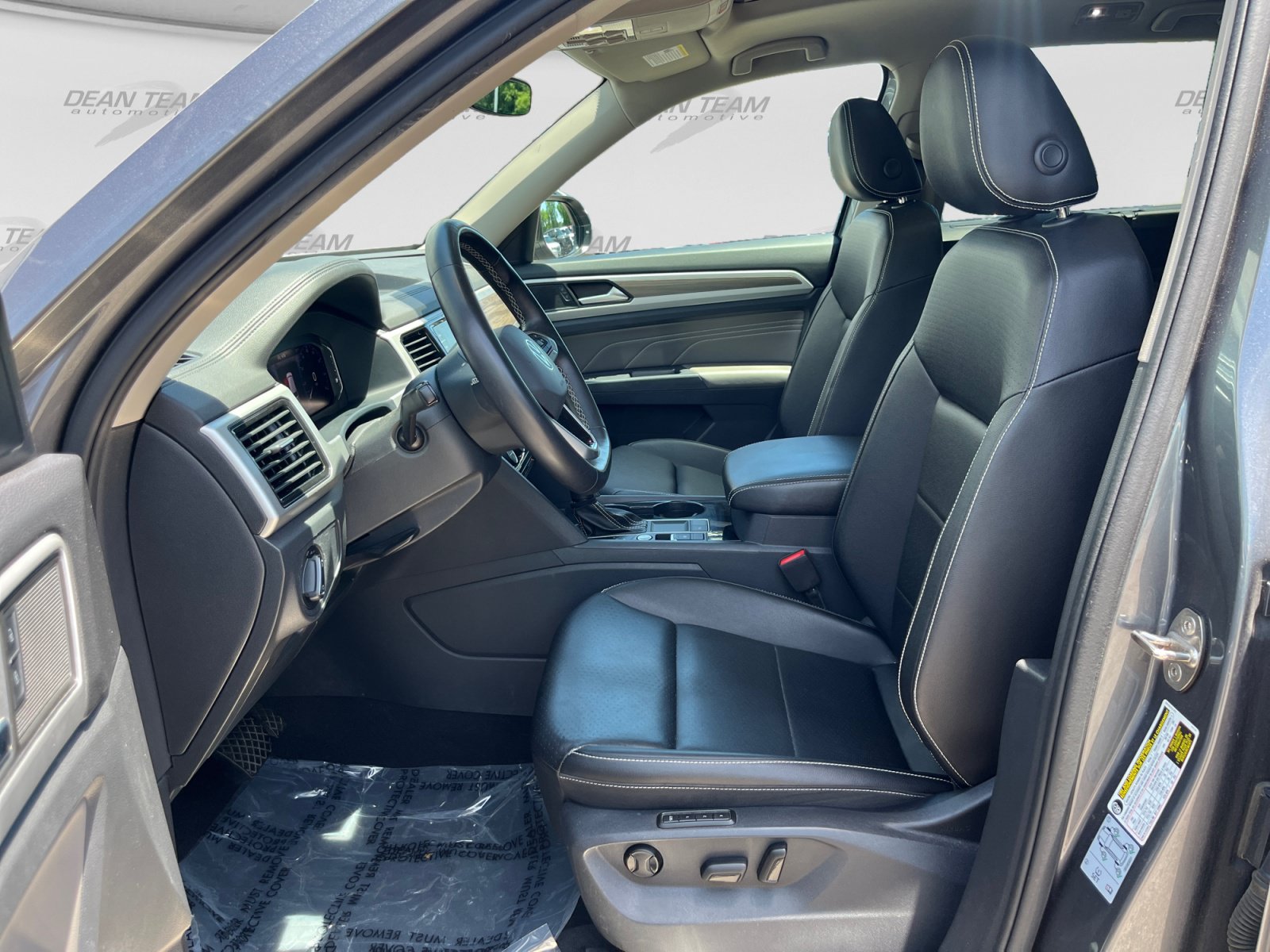 Used 2021 Volkswagen Atlas SEL FWD image 11