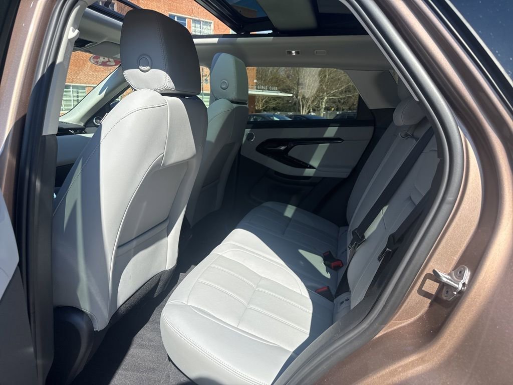 Used 2024 Land Rover Range Rover Evoque S image 25