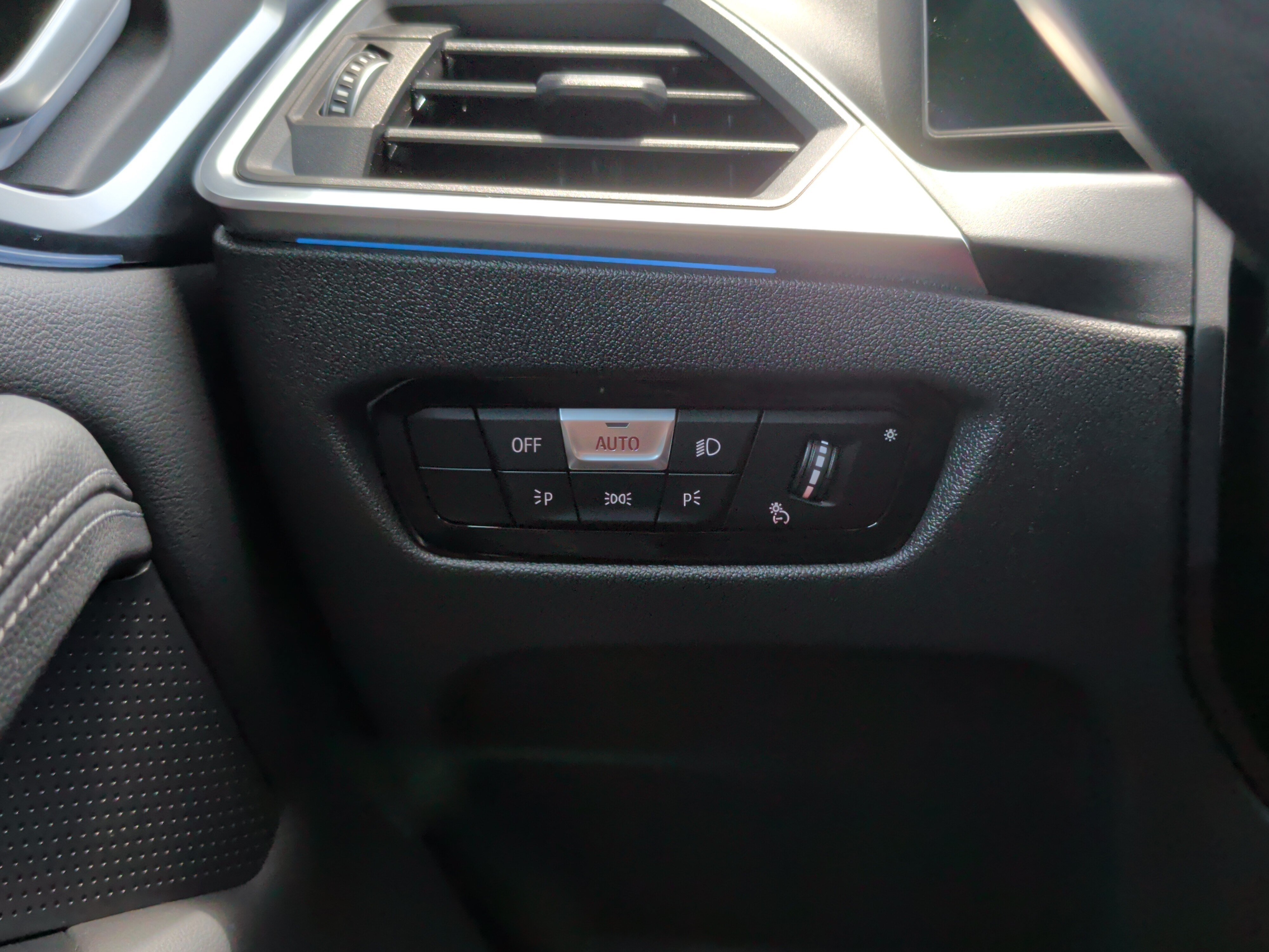 Certified 2024 BMW i4 eDrive35 w/ Convenience Package RWD image 26