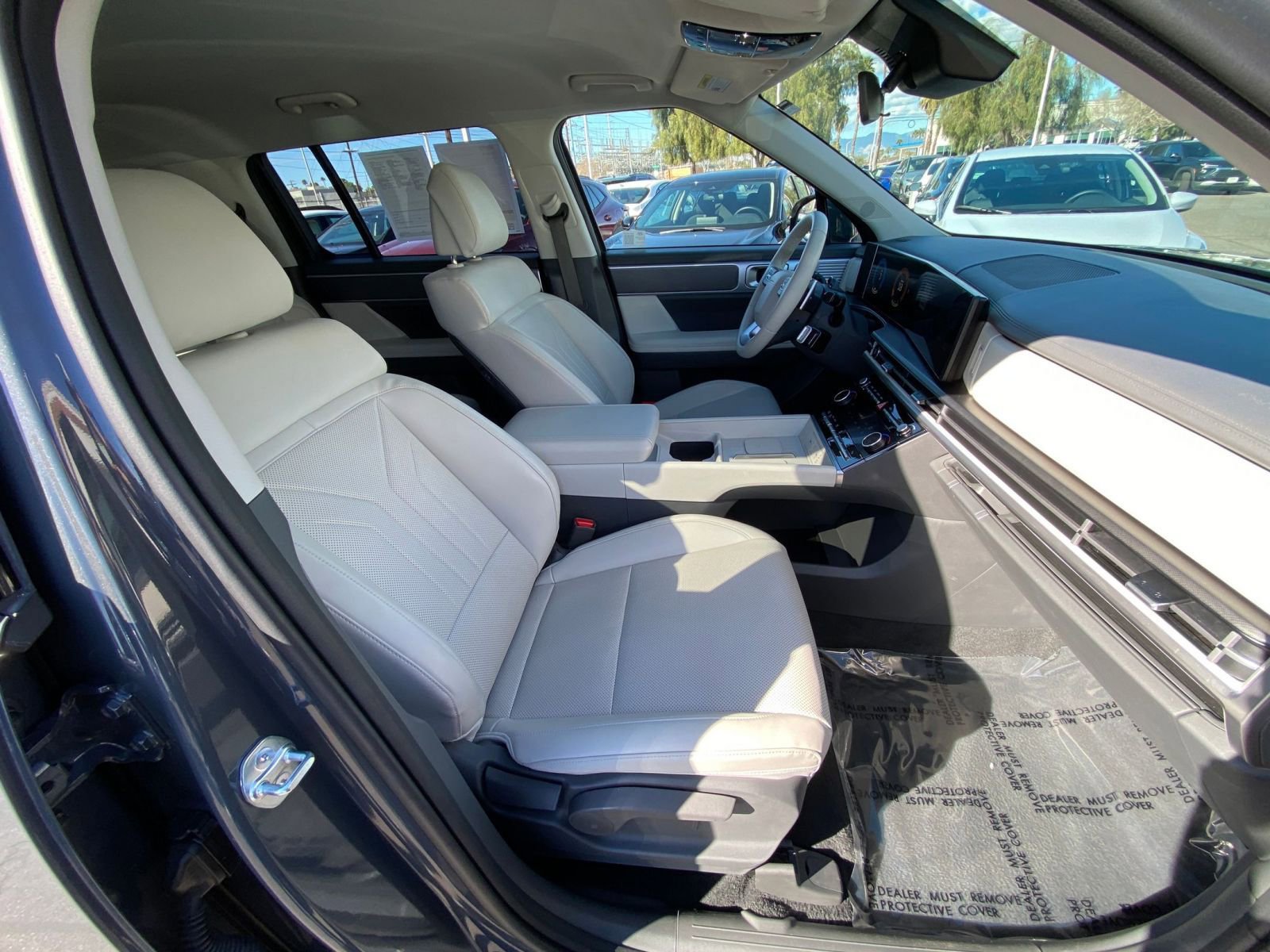 Used 2025 Hyundai Santa Fe SEL image 29