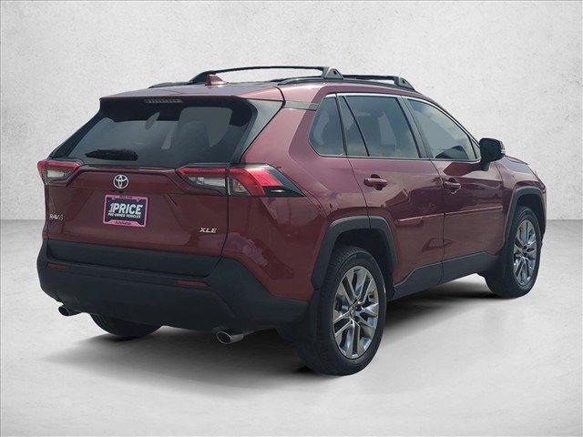 Used 2024 Toyota RAV4 XLE Premium FWD image 5