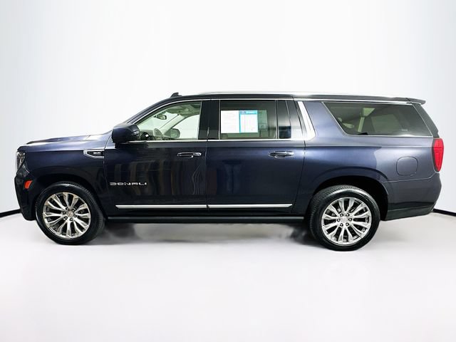 Used 2023 GMC Yukon XL Denali AWD/4WD image 5