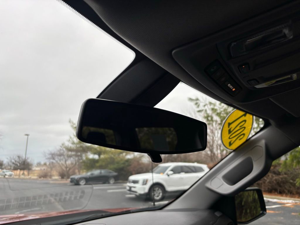 Used 2021 Chevrolet Silverado 1500 Custom image 27