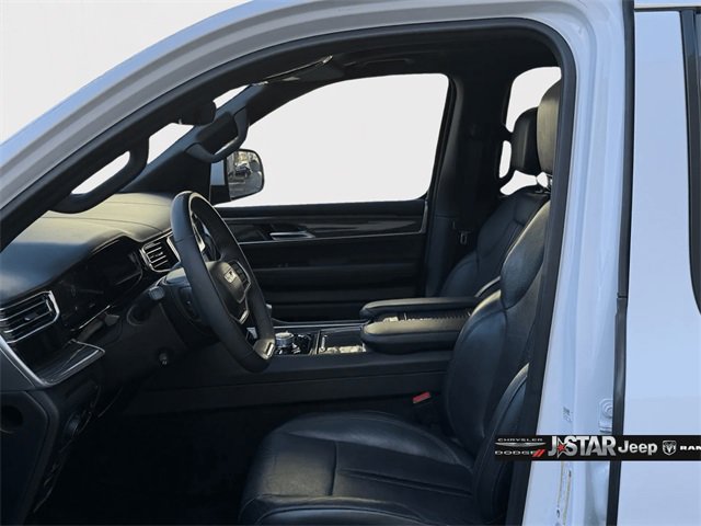 Used 2022 Jeep Wagoneer Series III w/ Premium Group I image 10