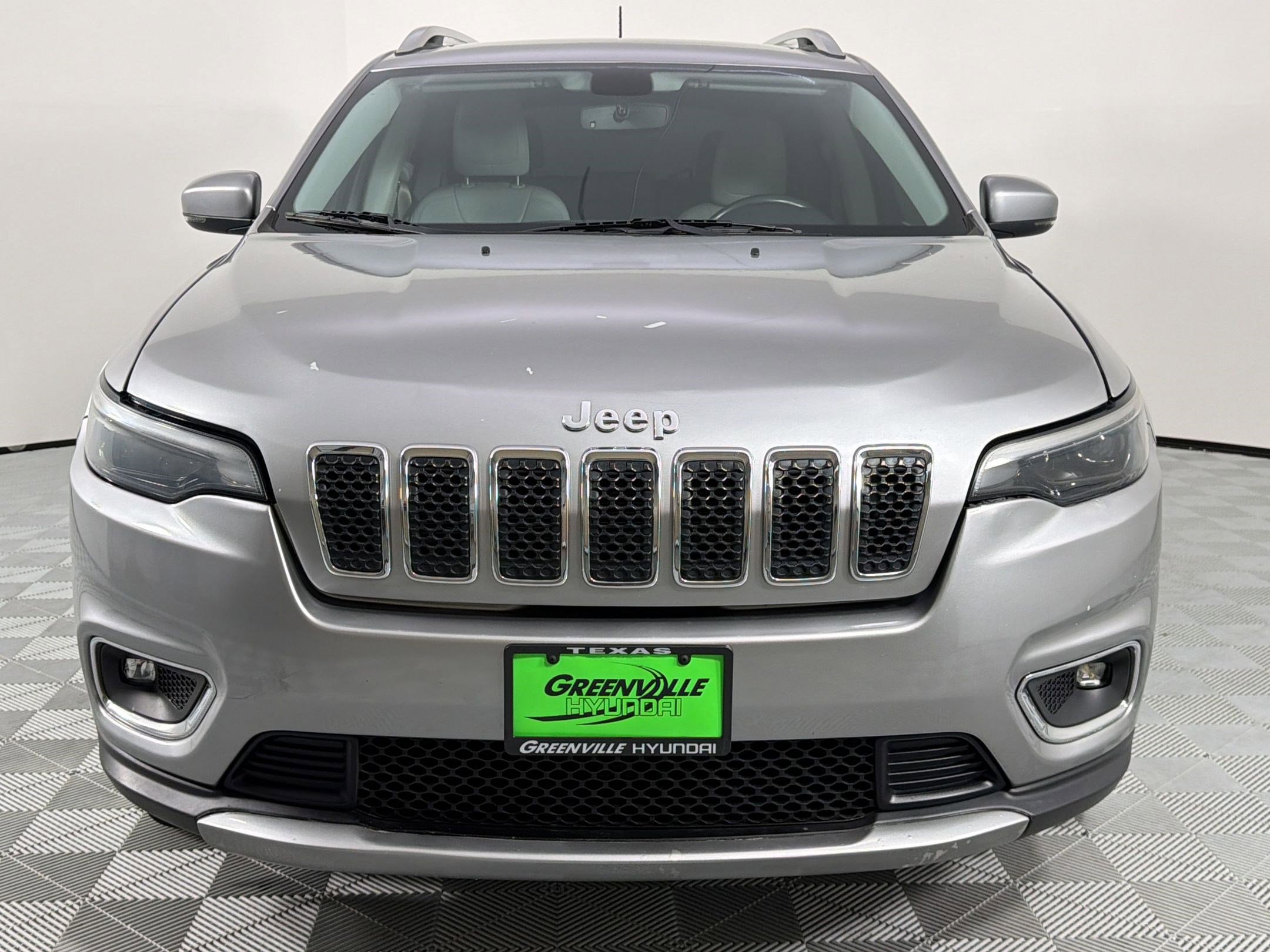 Used 2019 Jeep Cherokee Limited FWD image 6
