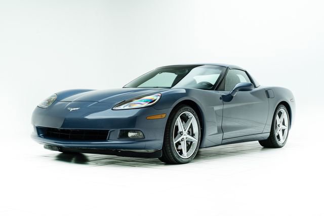 Used 2011 Chevrolet Corvette Coupe w/ 1LT image 8