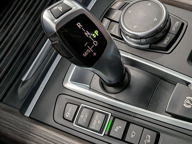 Used 2015 BMW X5 xDrive35d image 12