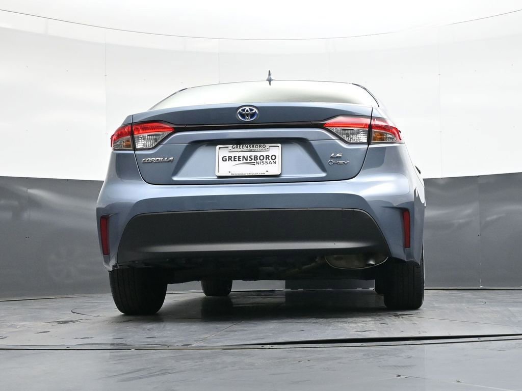 Used 2025 Toyota Corolla LE image 37