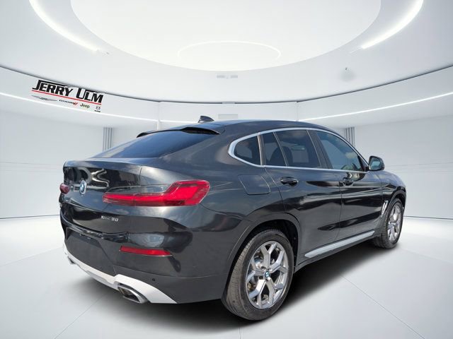 Used 2023 BMW X4 xDrive30i w/ Parking Assistance Package AWD/4WD image 3