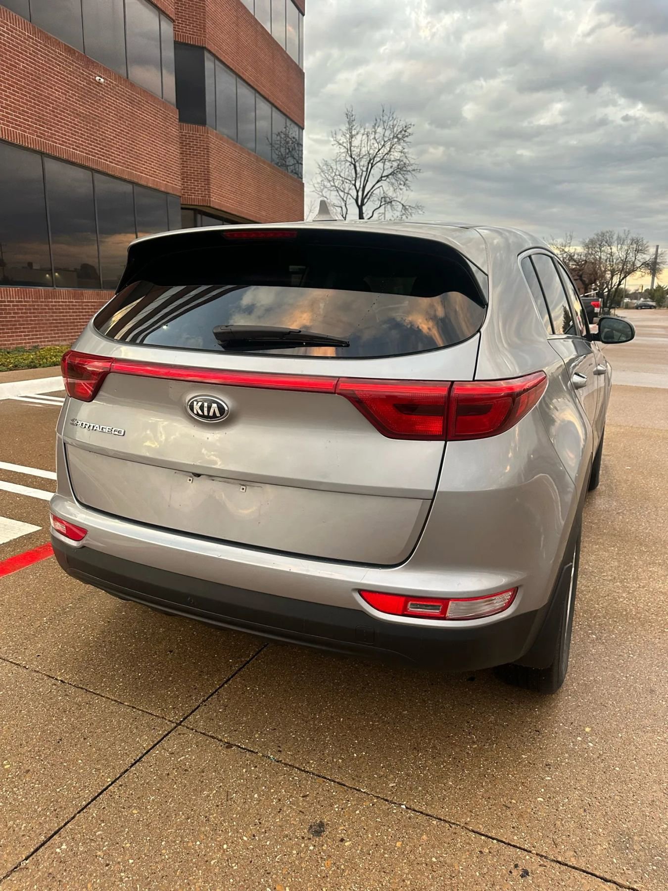 Used 2019 Kia Sportage LX image 7