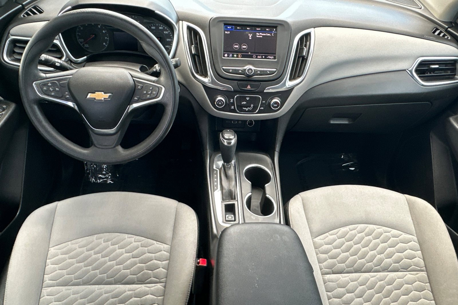 Used 2021 Chevrolet Equinox LS w/ LS Convenience Package image 13