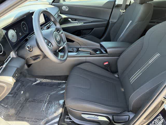 Certified 2024 Hyundai Elantra SEL FWD image 13