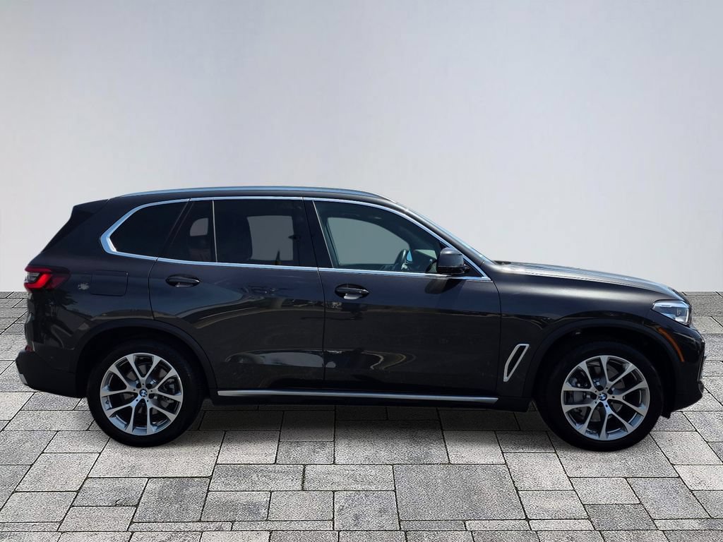 Used 2023 BMW X5 xDrive40i w/ Luxury Seating Package AWD/4WD image 8