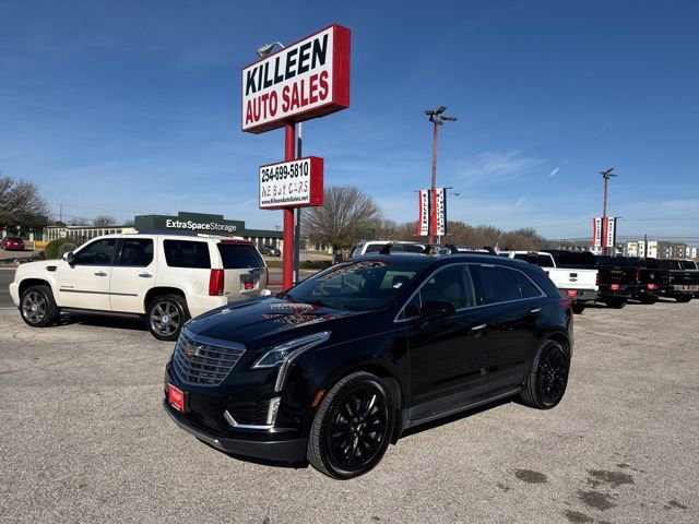 Used 2017 Cadillac XT5 Platinum w/ Driver Assist Package AWD/4WD image 2
