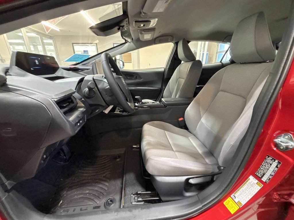 New 2026 Toyota Prius LE image 18