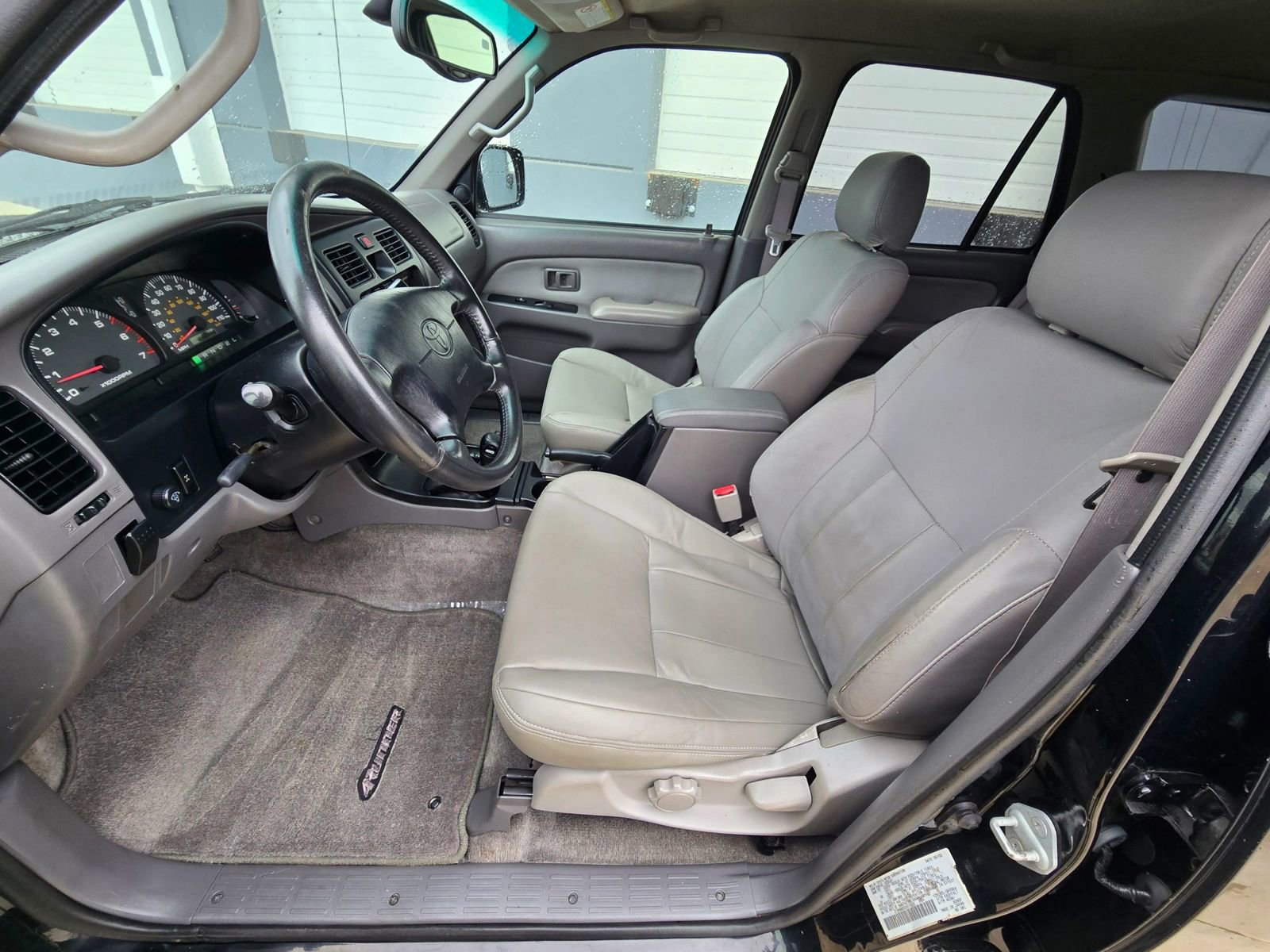 Used 2002 Toyota 4Runner SR5 image 12