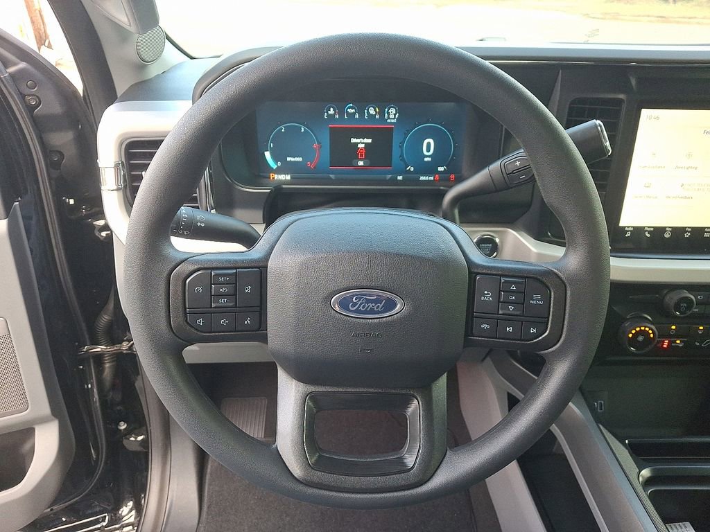 New 2026 Ford F250 XLT w/ XLT Premium Package AWD/4WD image 9