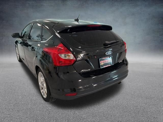 Used 2014 Ford Focus Titanium FWD image 10