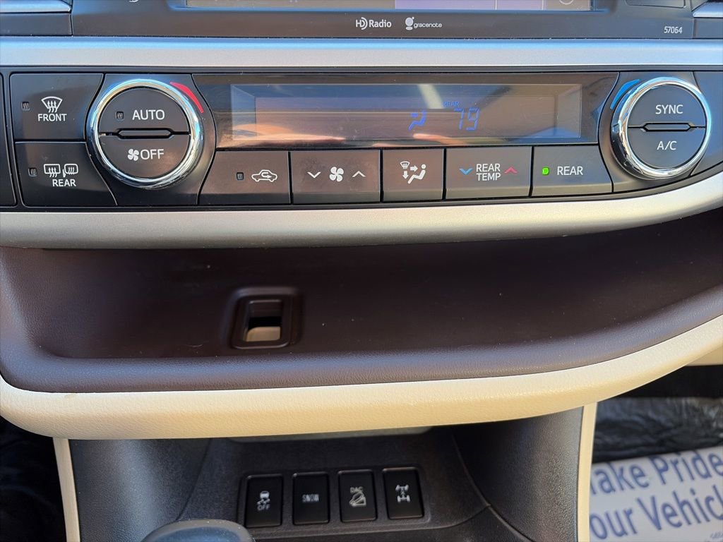 Used 2015 Toyota Highlander Limited image 9