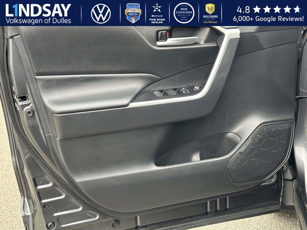 Used 2023 Toyota RAV4 XLE image 8