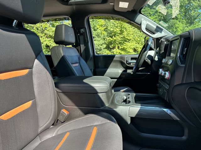 Used 2023 GMC Sierra 2500 AT4 w/ AT4 Preferred Package AWD/4WD image 17