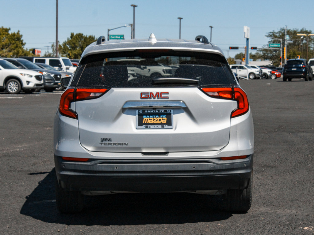 Used 2020 GMC Terrain SLE w/ Driver Convenience Package FWD image 6