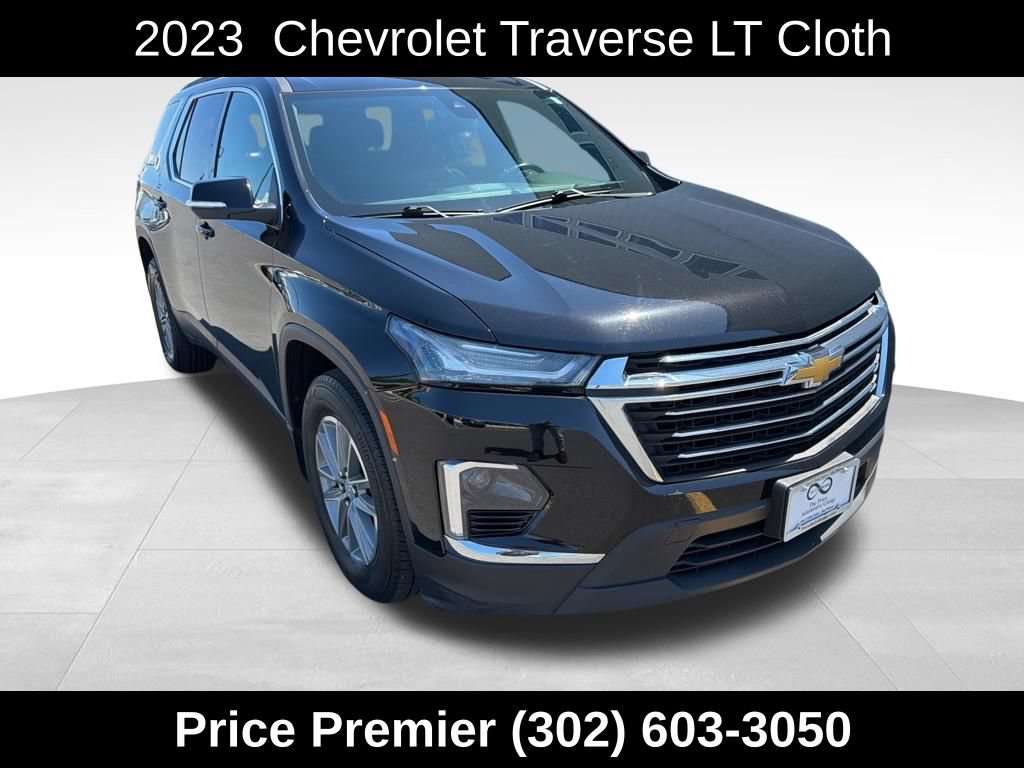 Used 2023 Chevrolet Traverse LT w/ LPO, Floor Liner Package