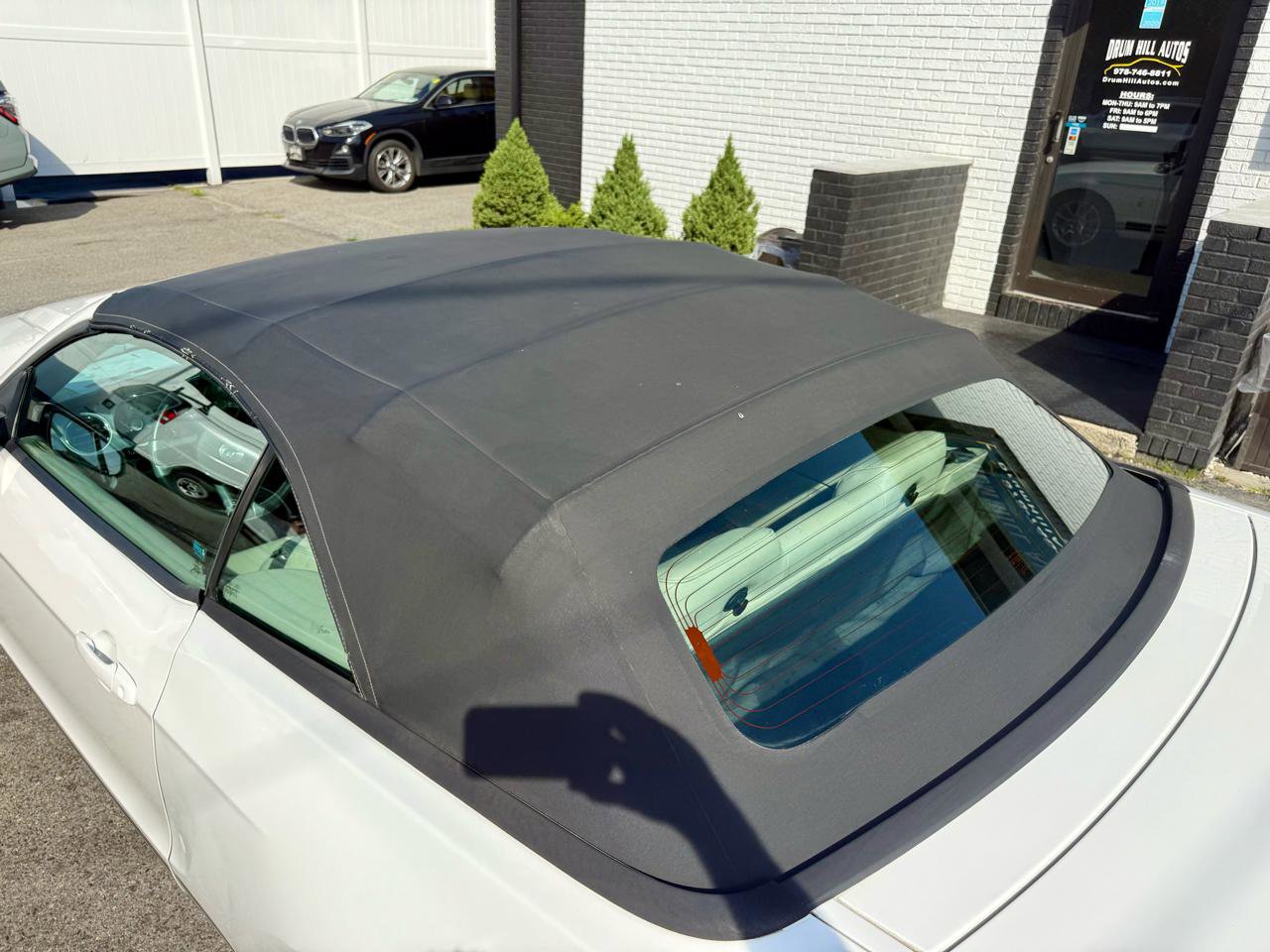 Used 2010 Ford Mustang Convertible RWD image 16