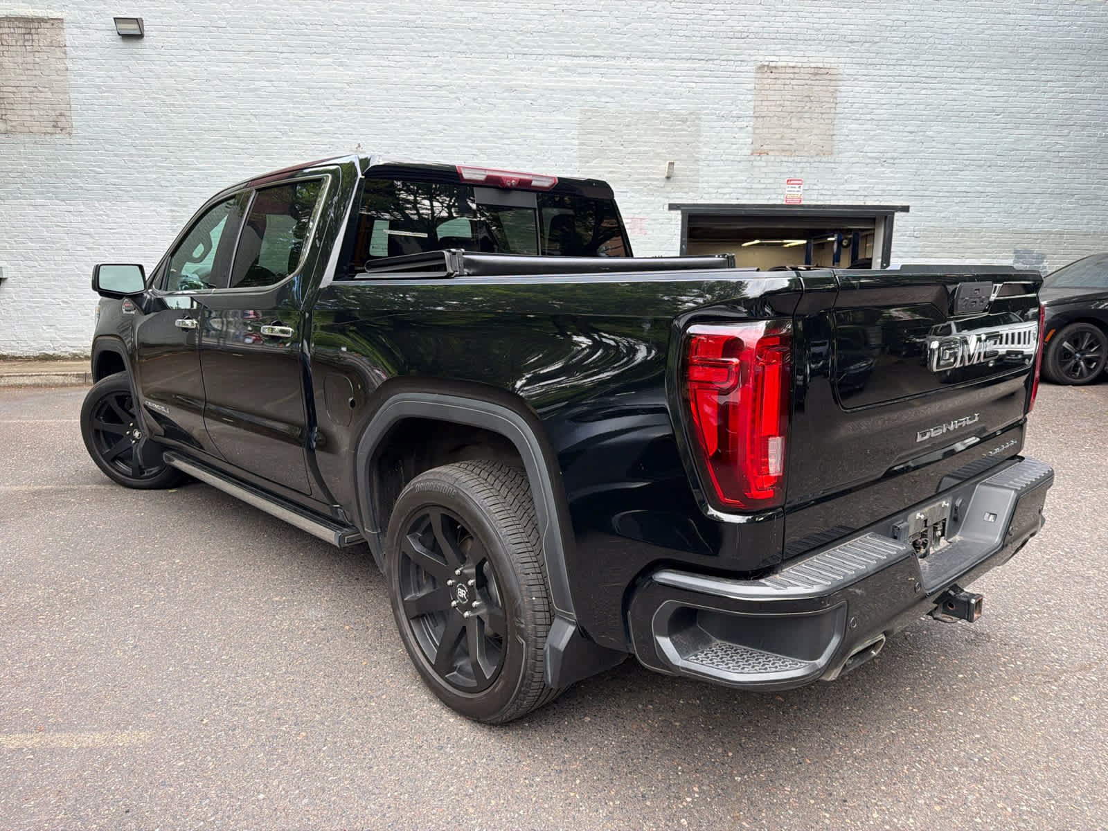 Used 2020 GMC Sierra 1500 Denali w/ Denali Ultimate Package AWD/4WD image 3