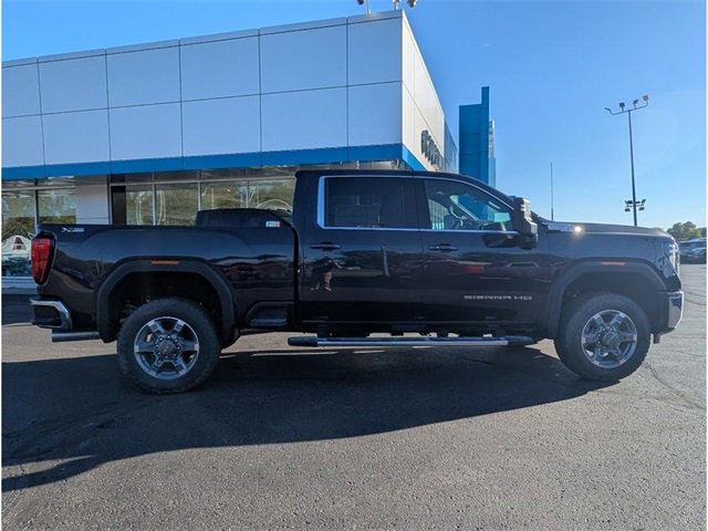 New 2026 GMC Sierra 3500 SLE w/ SLE Value Package image 8