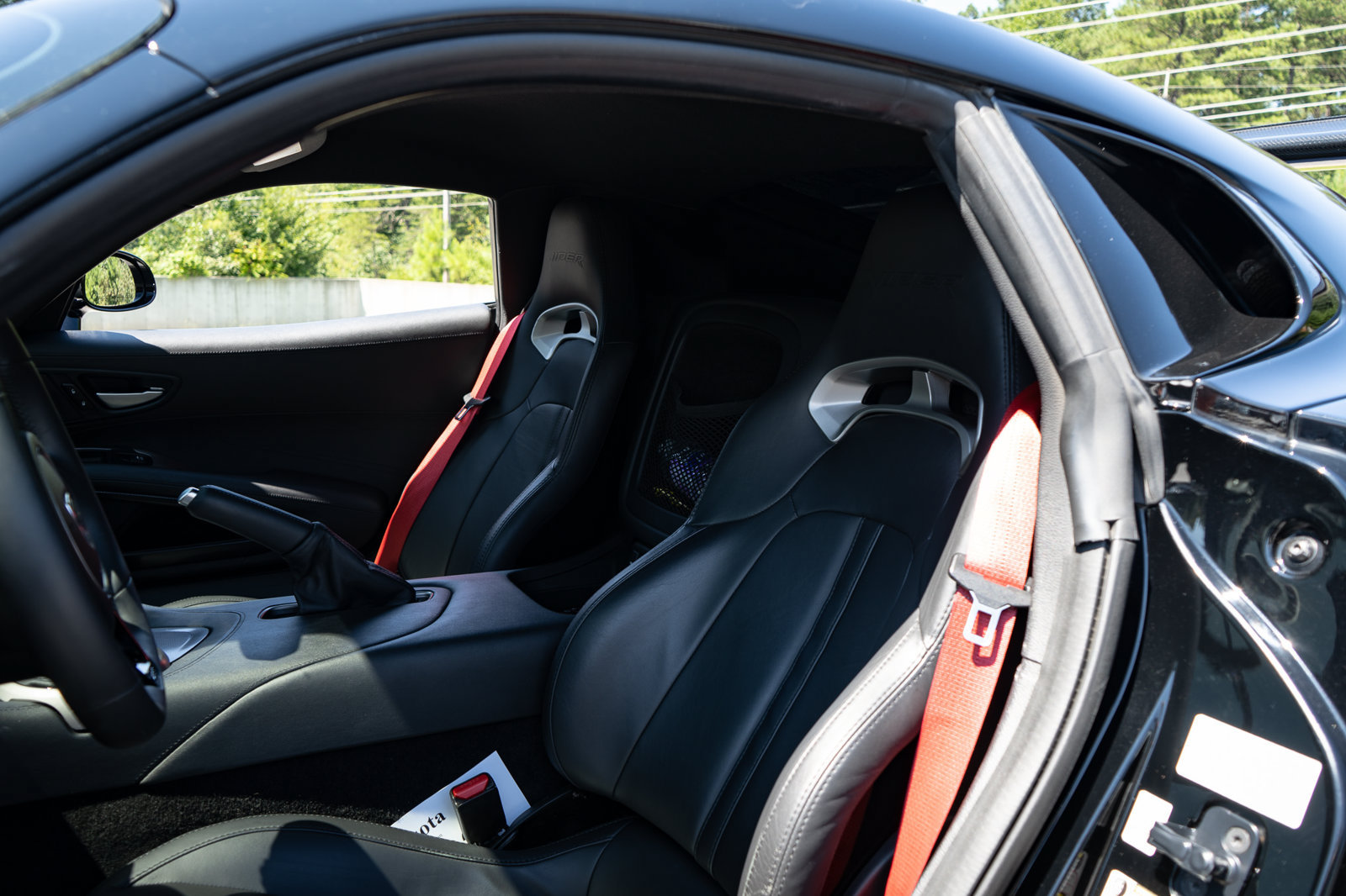 Used 2014 SRT Viper SRT-10 w/ Advanced Aerodynamics Package RWD image 33