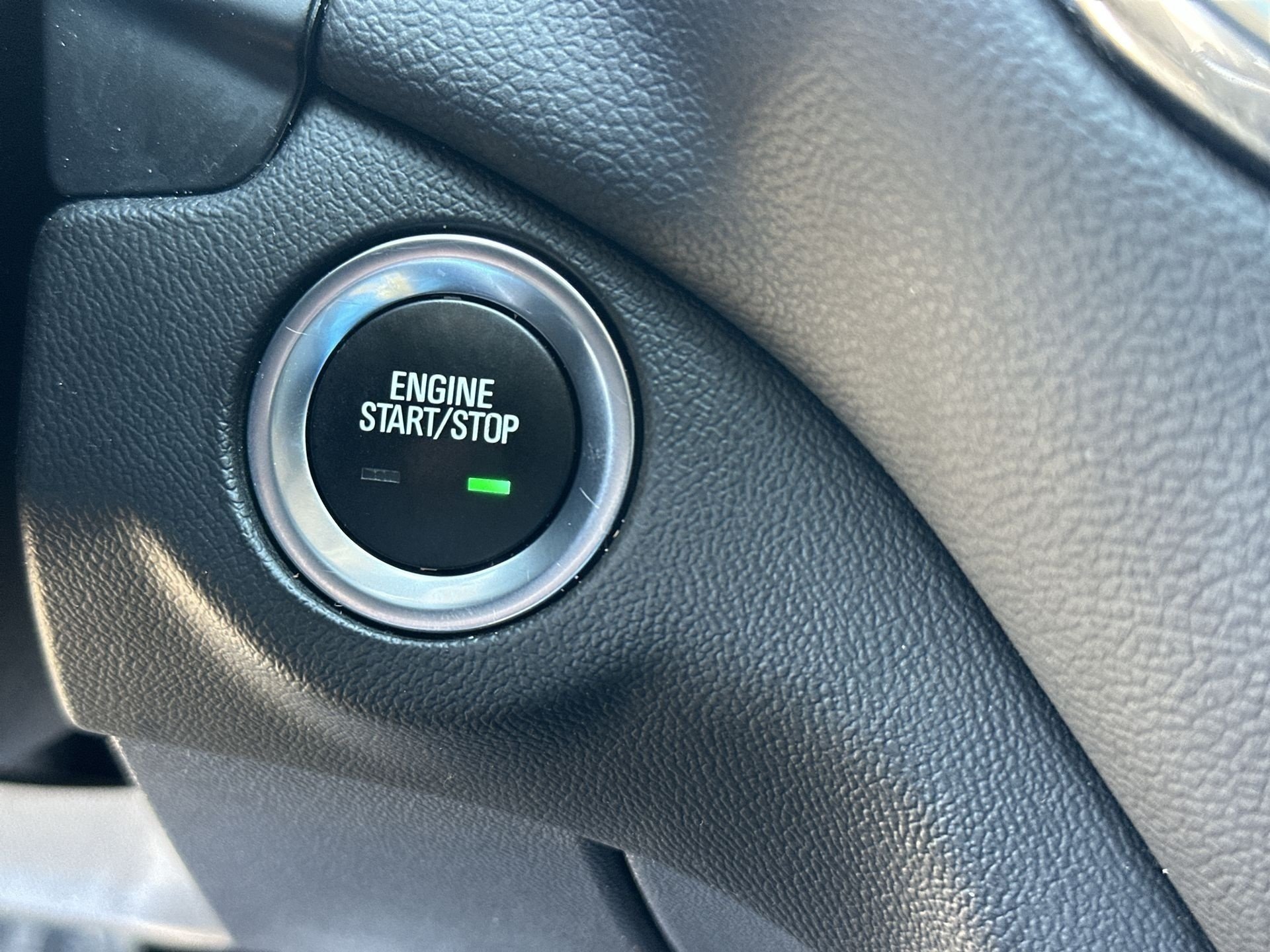 Certified 2023 Chevrolet Equinox LT FWD image 17