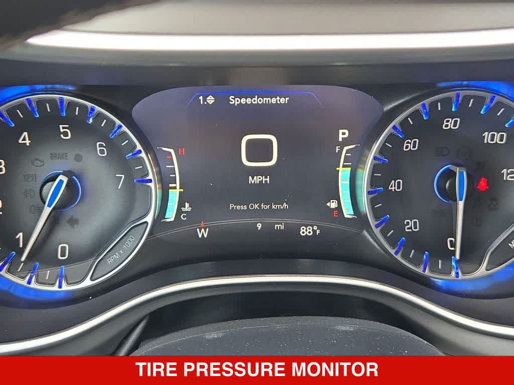 New 2027 Chrysler Pacifica Select FWD image 31