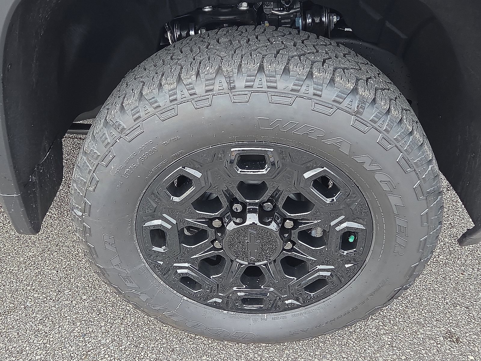 New 2026 Chevrolet Silverado 2500 LTZ w/ LTZ Convenience Package image 7