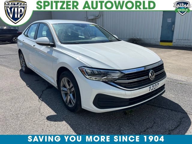 Used 2023 Volkswagen Jetta SE