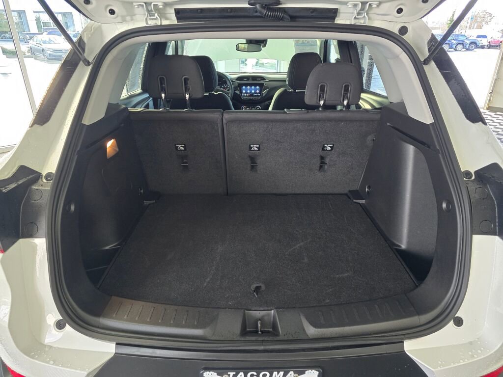 Used 2023 Chevrolet TrailBlazer LT w/ Convenience Package image 18