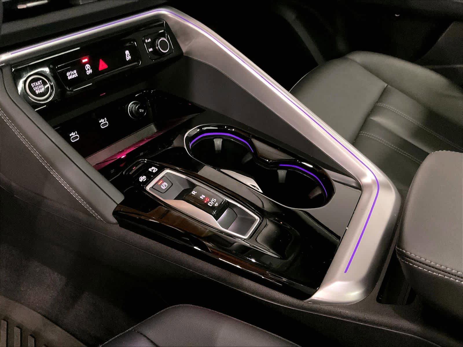 Certified 2025 Audi Q5 Premium w/ Convenience Package image 17