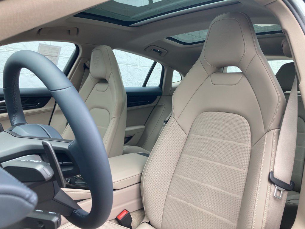 New 2025 Porsche Panamera 4 AWD/4WD image 5