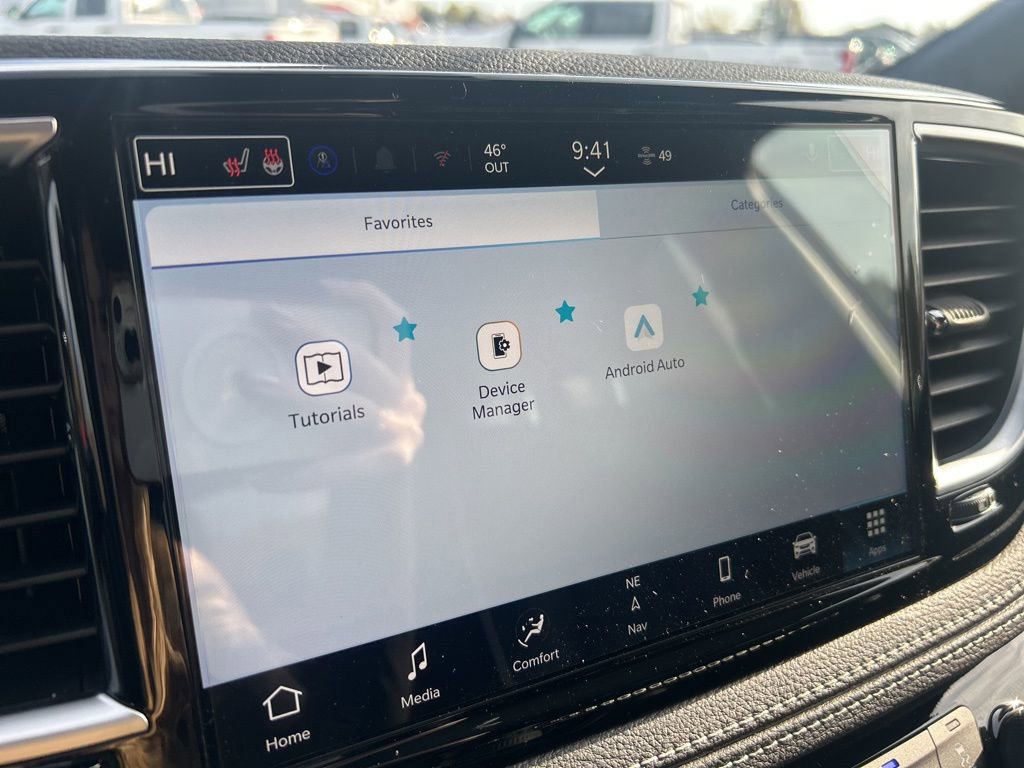 New 2026 Chrysler Pacifica Limited w/ S Appearance Package image 43