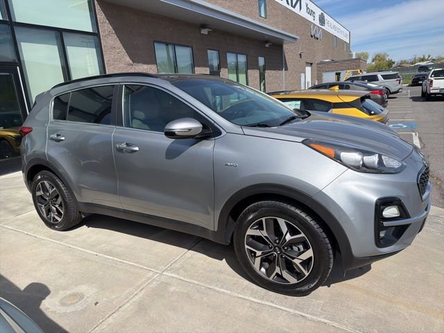 Certified 2022 Kia Sportage EX image 1