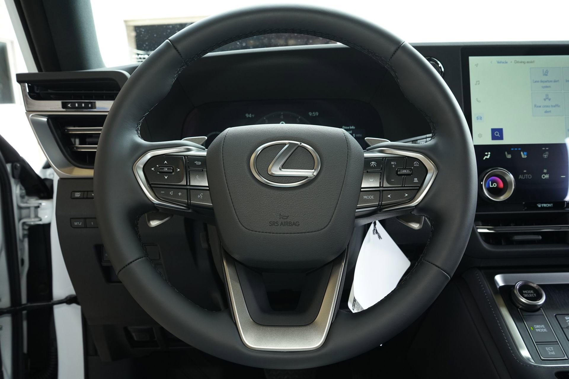 Used 2024 Lexus GX 550 w/ Accessory Package (31) image 12