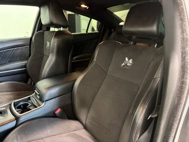 Used 2022 Dodge Charger Scat Pack RWD image 25