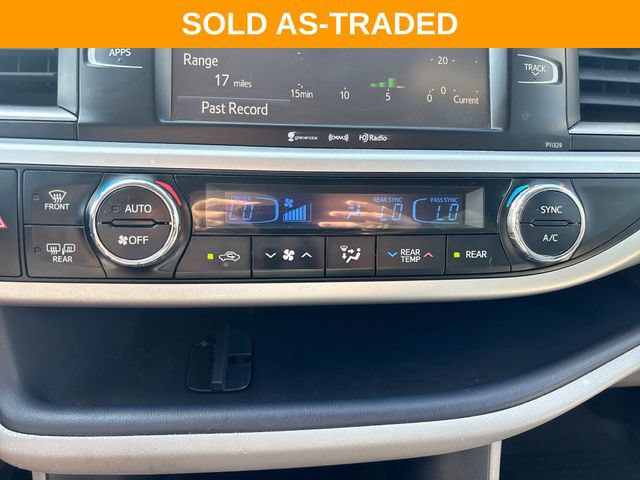 Used 2017 Toyota Highlander Plus AWD/4WD image 18