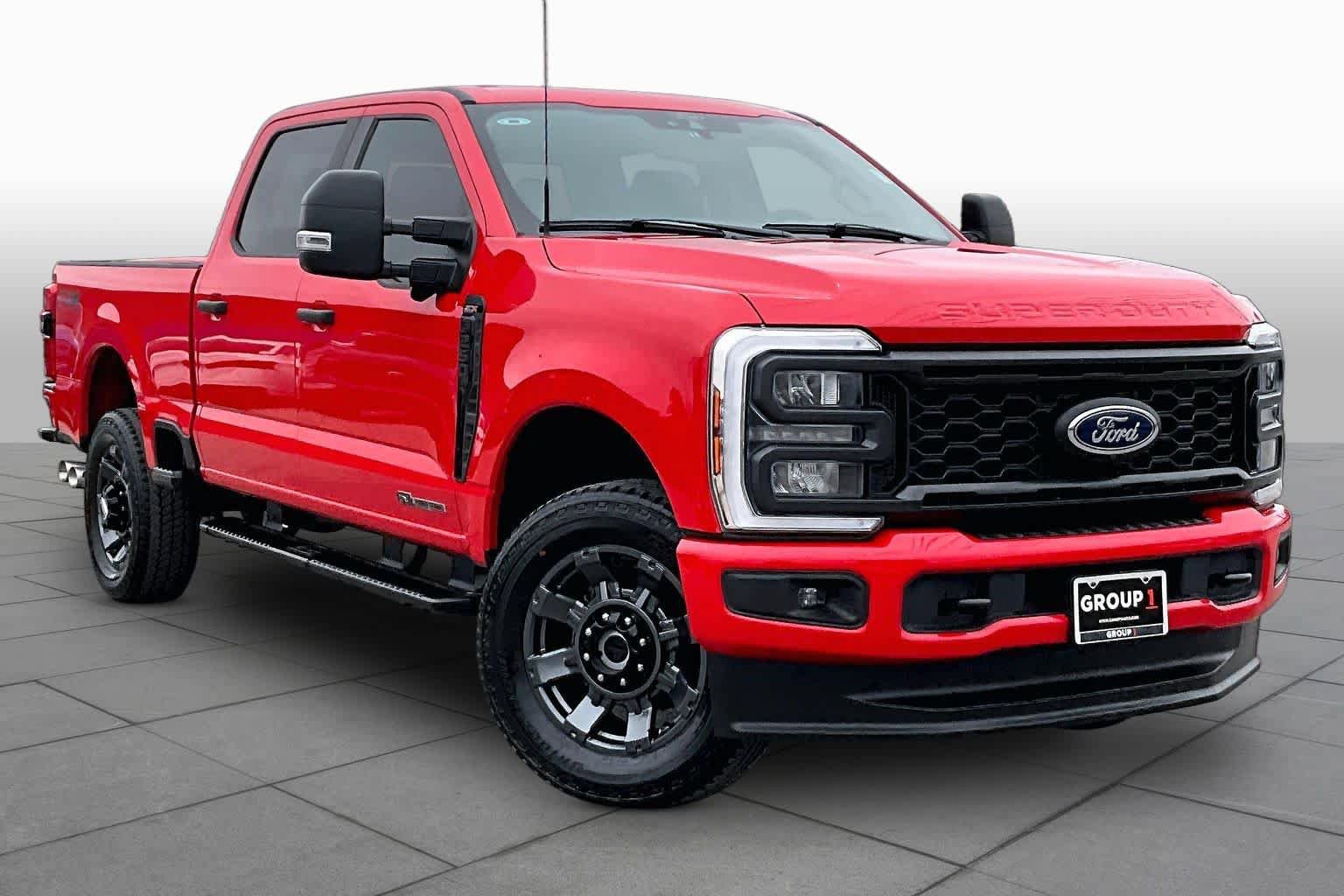 Used 2024 Ford F250 XL w/ STX Appearance Package AWD/4WD image 3