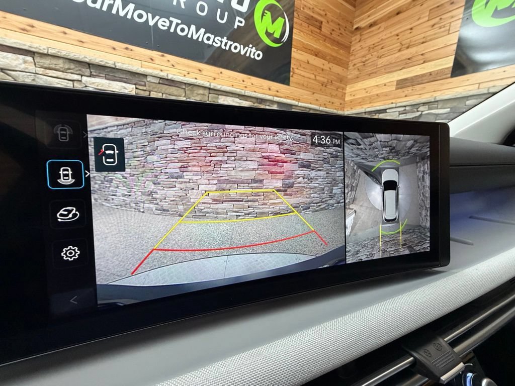 Used 2025 Hyundai Tucson Limited AWD/4WD image 6