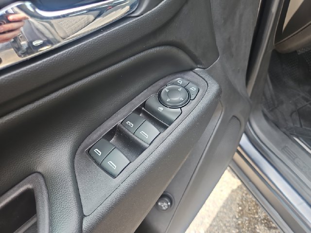 Used 2022 Chevrolet Equinox LT FWD image 12